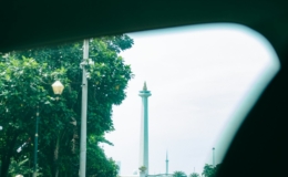Pemandangan jalan dari dalam mobil, ilustrasi perjalanan mobil travel Medan-Pekanbaru